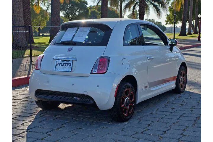 $7499 : FIAT 500e 2017 Base 2dr Hatc image 4