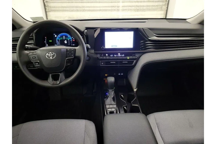 $29998 : Toyota Camry 2025 LE 4dr Sed image 9