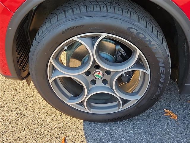 $22643 : 2018 Alfa Romeo Stelvio image 9