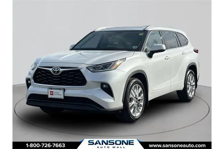 $37059 : Toyota Highlander 2022 AWD L image 2