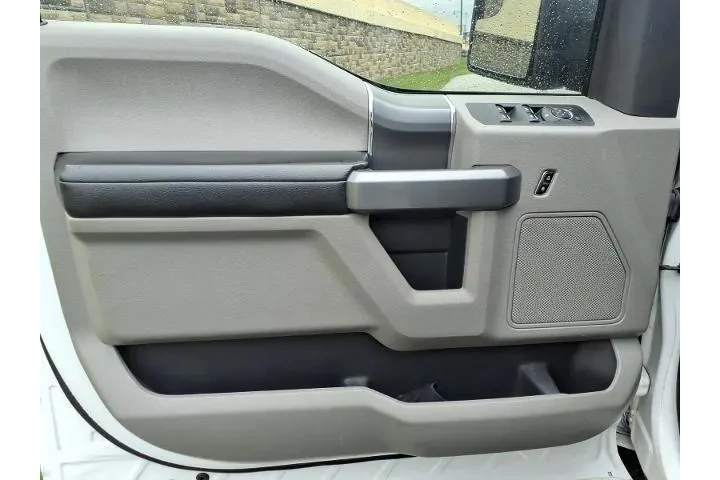 $14194 : Ford F-150 2017 4x4 XLT 4dr image 7