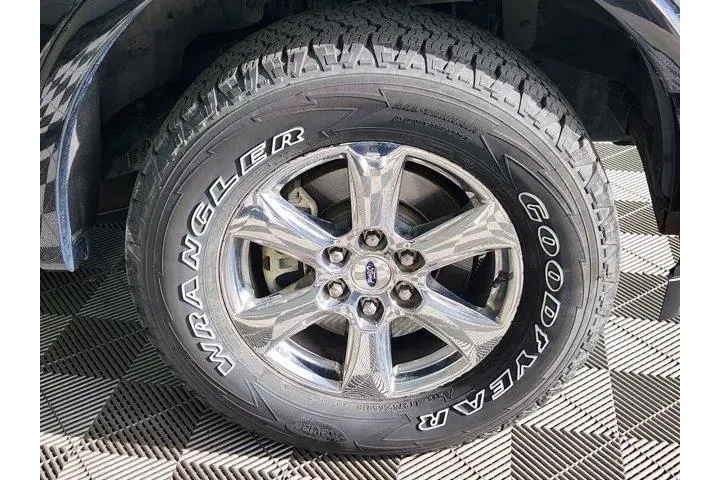 $30006 : Ford F-150 2018 4x4 Lariat 4 image 9