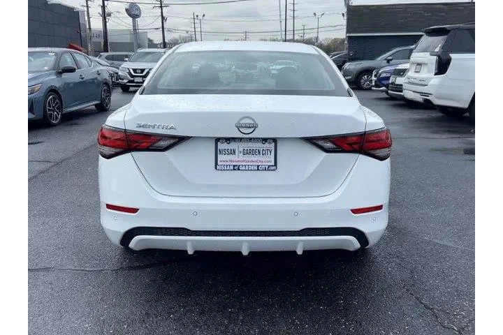 $16747 : Nissan Sentra 2025 S 4dr Sed image 5