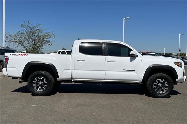 $37250 : Tacoma TRD Off-Road image 3