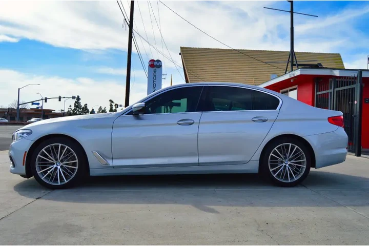 $16995 : Used 2018 5 Series 540i Sedan image 2