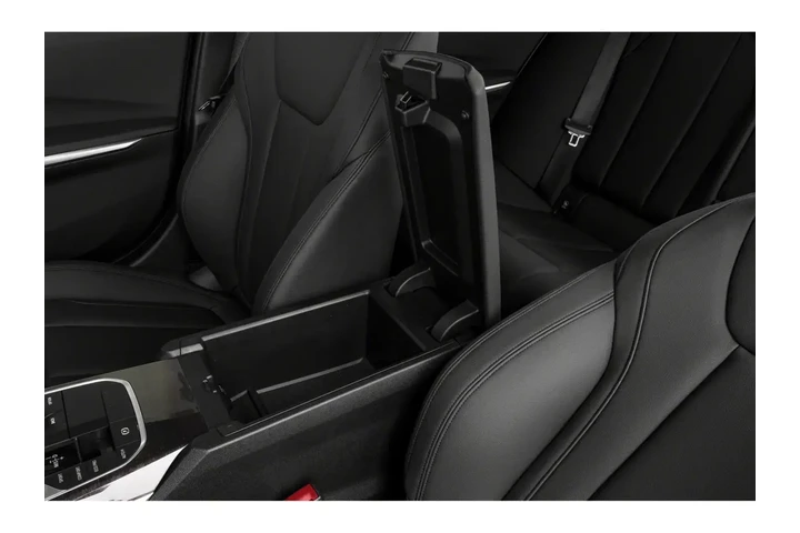 BMW 3 Series 2020 330i 4dr S image 9