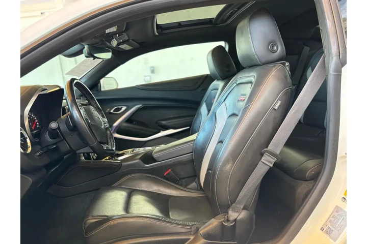 2023 Camaro RWD Coupe 2SS image 7