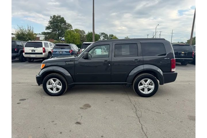 $3980 : 2011 Nitro 4WD 4dr SXT image 5