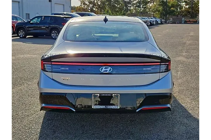 $29039 : Hyundai SONATA 2024 SEL 4dr image 6