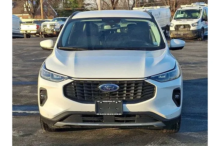 $27200 : Ford Escape Hybrid 2024 AWD image 2