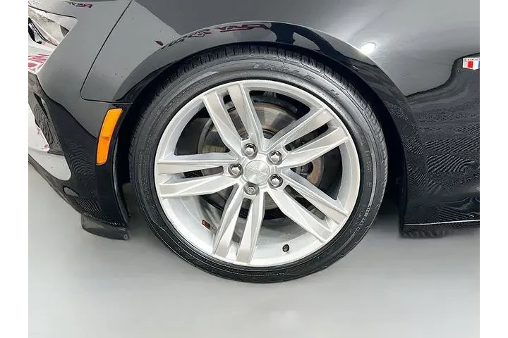 $22975 : Chevrolet Camaro 2017 LT 2dr image 10