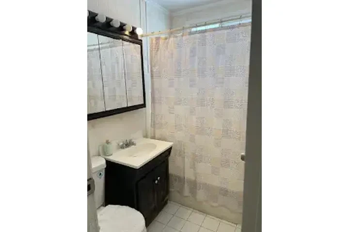 $850 : ROOM FOR RENT en📍RESEDA image 3