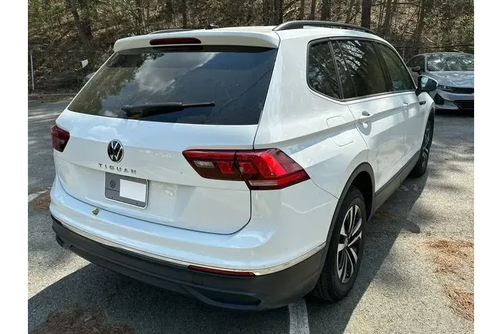 $19992 : Volkswagen Tiguan 2024 S 4dr image 5