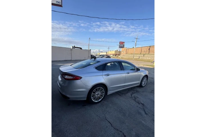 $8450 : 2014 Fusion SE image 5