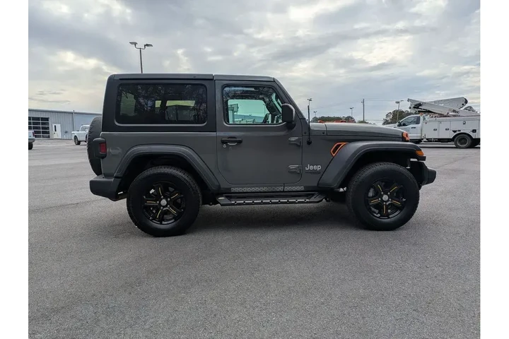 $19991 : Jeep Wrangler 2020 4x4 Sport image 5