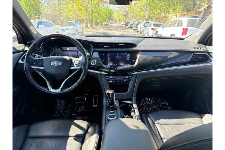 $17995 : 2020 XT6 AWD Sport image 6