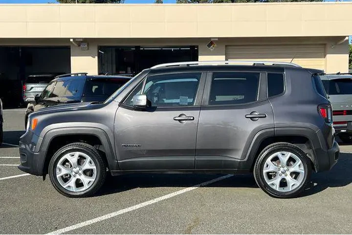 $12890 : Jeep Renegade 2017 4x4 Limit image 10