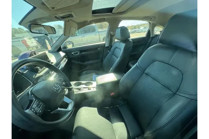 $24106 : Honda Civic 2024 EX-L 4dr Ha image 8