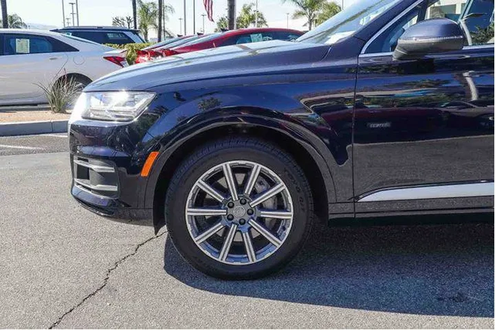 $15800 : Audi Q7 2017 AWD 3.0T quattr image 10
