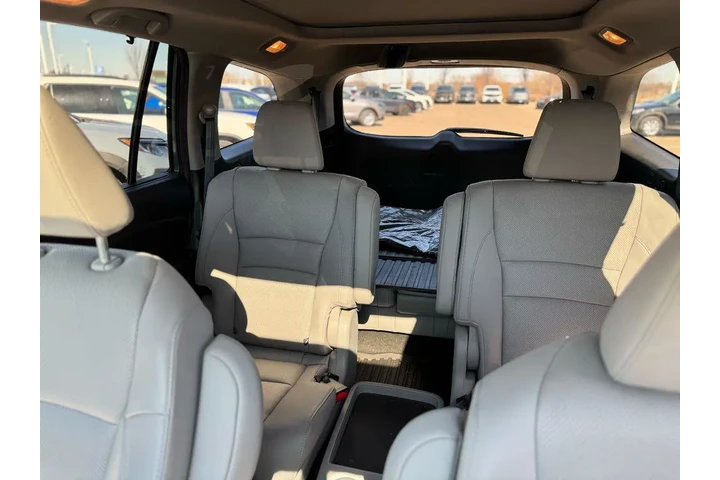 $32226 : Honda Pilot 2022 AWD Elite 4 image 9