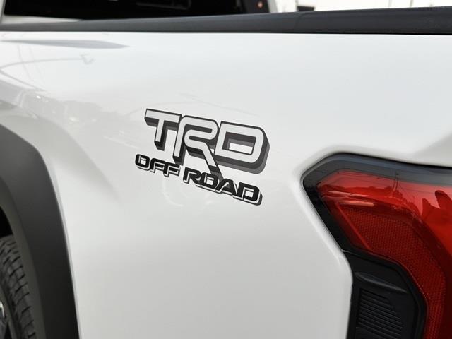 $55755 : 2024 Tacoma TRD Off-Road image 10