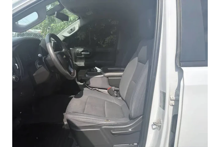 $21995 : 2019 Silverado 1500 Custom image 5