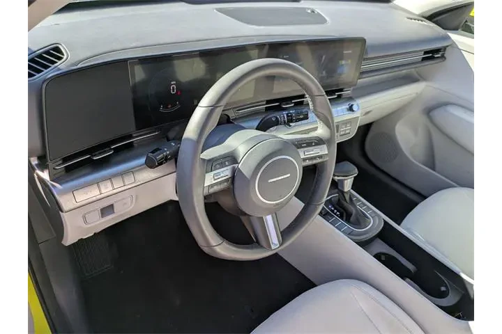 $22995 : Hyundai KONA 2025 AWD SEL 4d image 7