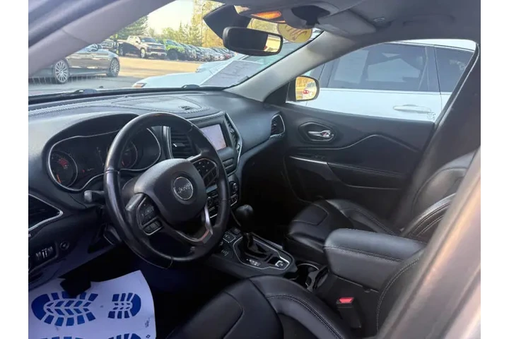 $10950 : 2019 Cherokee Latitude Plus image 9