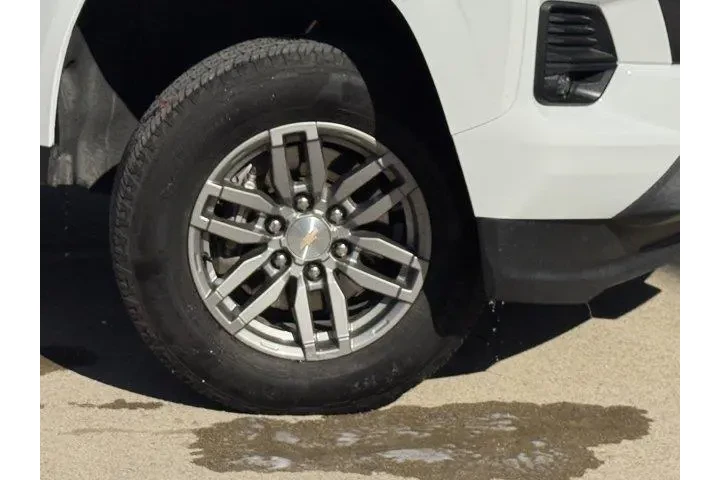 $29086 : Chevrolet Colorado 2023 4x2 image 3