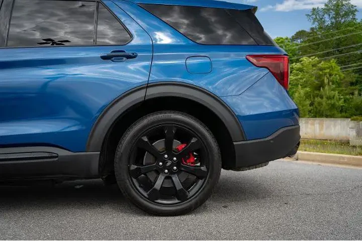 $34987 : Ford Explorer 2021 AWD ST 4d image 6