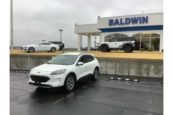 $15950 : Ford Escape 2020 AWD Titaniu image 3