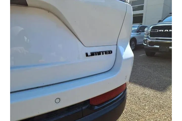 $37500 : Jeep Grand Cherokee 2024 4x2 image 5