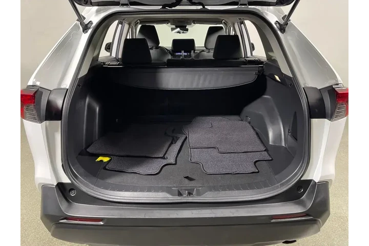 $21998 : Toyota RAV4 2020 XLE 4dr SUV image 10