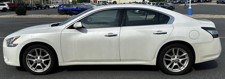 $8751 : PRE-OWNED 2014 NISSAN MAXIMA image 3