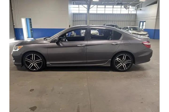 $18594 : Honda Accord 2017 Sport Spec image 6