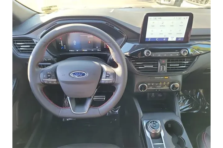 $23590 : Ford Escape 2024 ST-Line 4dr image 3
