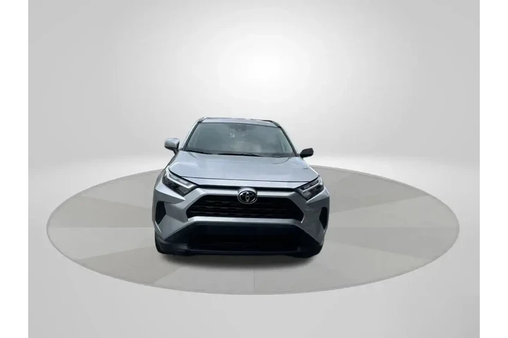 $25000 : Toyota RAV4 2024 AWD XLE 4dr image 5