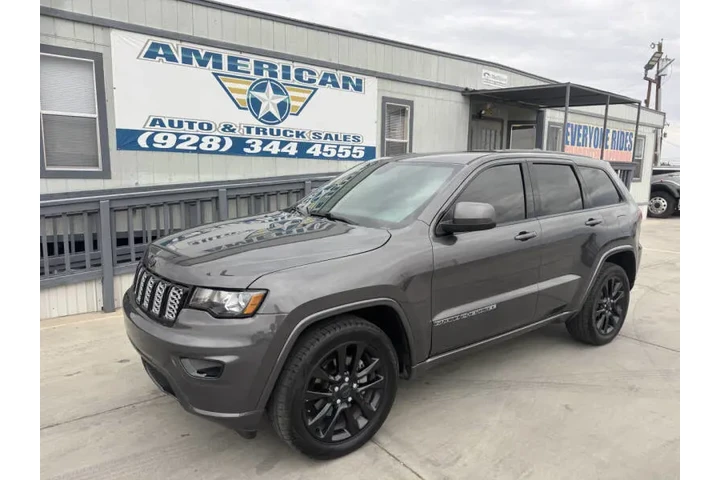 $14995 : 2017 Grand Cherokee Altitude image 1