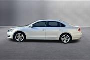 $12225 : 2014 Passat SEL Premium thumbnail