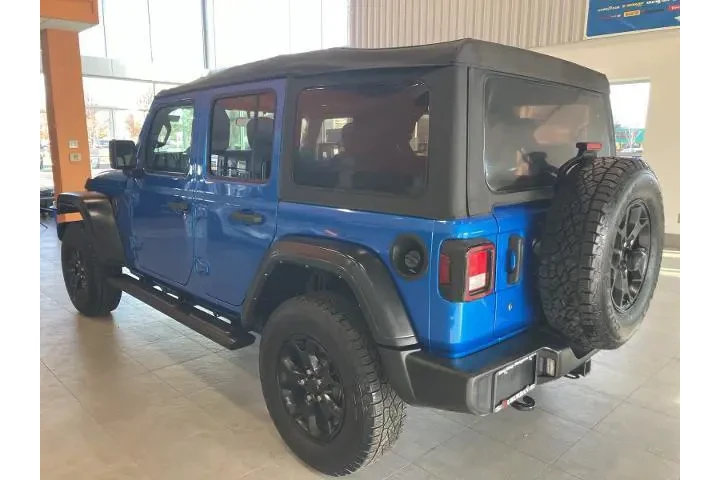 $23900 : Jeep Wrangler Unlimited 2021 image 7