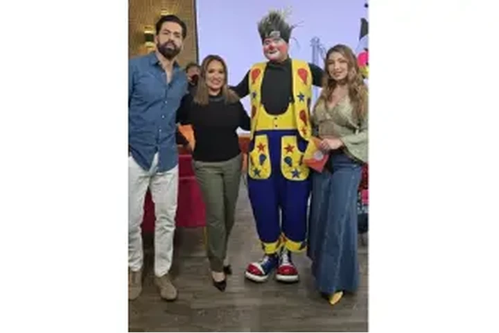 Payaso Tecootin Shooww image 3