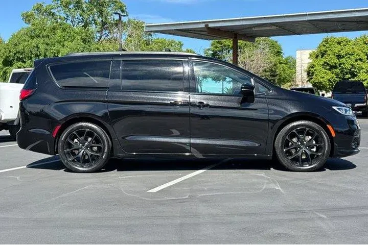 $31732 : Chrysler Pacifica 2025 Limit image 10