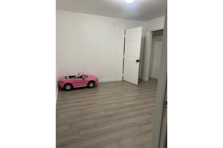 $1000 : Se renta cuarto en Los Angeles image 7
