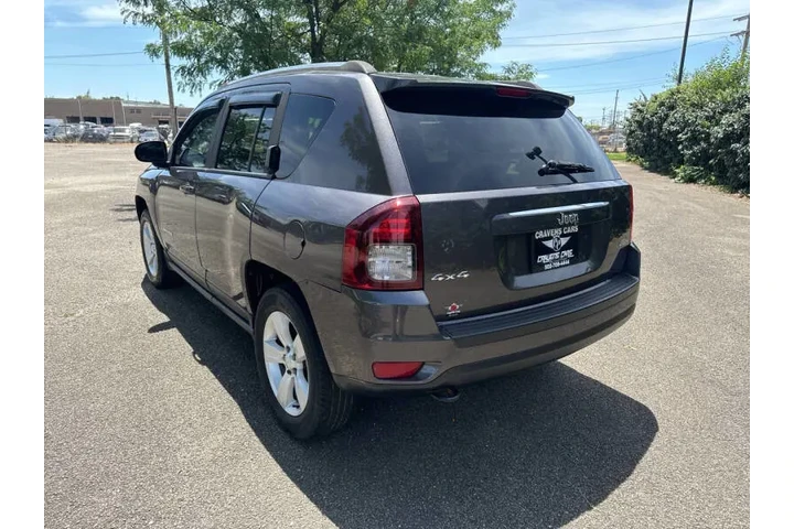 $5994 : 2015 Compass Latitude image 4