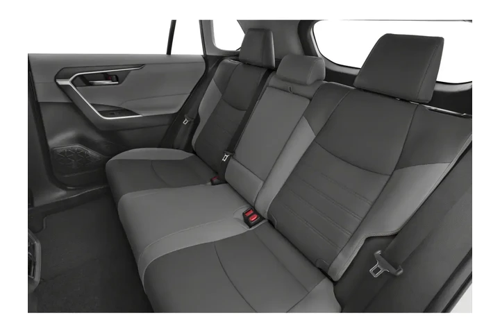 Toyota RAV4 2024 XLE Premium image 8