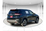 $18503 : Nissan Rogue 2023 SV 4dr Cro thumbnail