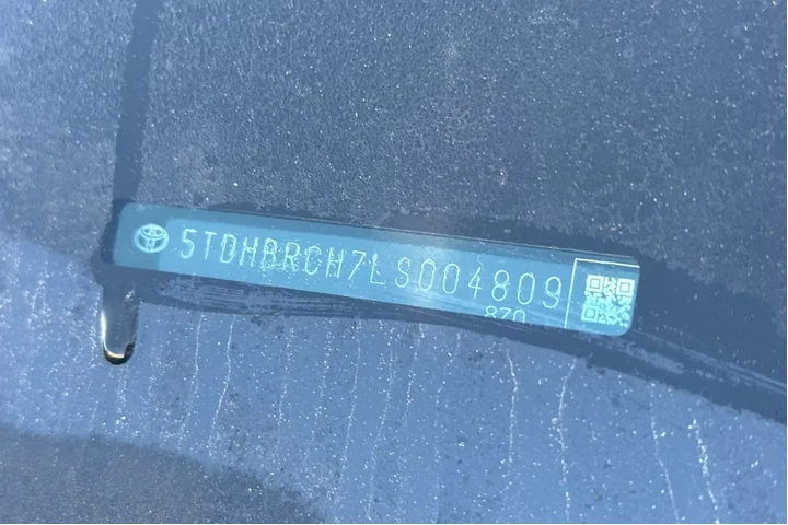 $34990 : Toyota Highlander Hybrid 202 image 8