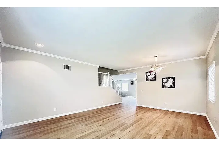 $2450 : HOME FOR RENT IN RIVERSIDE CA image 2