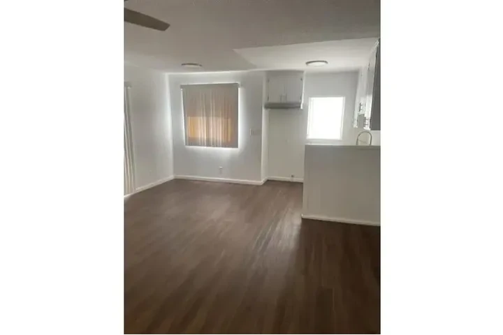 $2595 : LINCOLN HEIGHTS: LOS ANGELES image 6