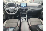 $22550 : Ford Escape 2023 AWD ST-Line thumbnail